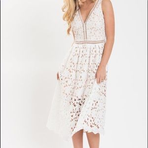 ❤️HP❤️Morning Lavender Isabella Lace Crochet Midi